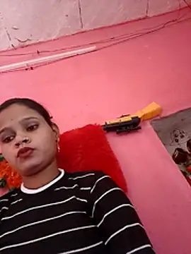 Snapshot of Sapna_thakurr chatting on 11/19/25, 07:52 Sapna thakurr online show from 11/19/25, 07:52