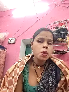 Snapshot of Sapna_thakurr chatting on 11/24/25, 04:51 Sapna thakurr online show from 11/24/25, 04:51