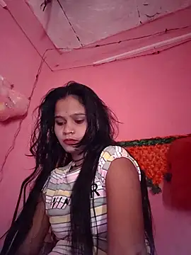 Snapshot of Sapna_thakurr chatting on 11/25/25, 07:41 Sapna thakurr online show from 11/25/25, 07:41