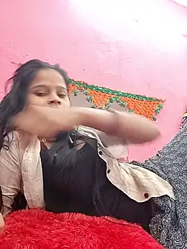 Snapshot of Sapna_thakurr chatting on 11/26/25, 06:58 Sapna thakurr online show from 11/26/25, 06:58