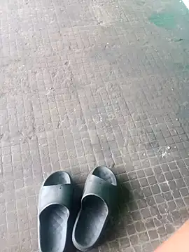 Snapshot of Arya85 chatting on 11/09/25, 11:14 Arya85 online show from 11/09/25, 11:14