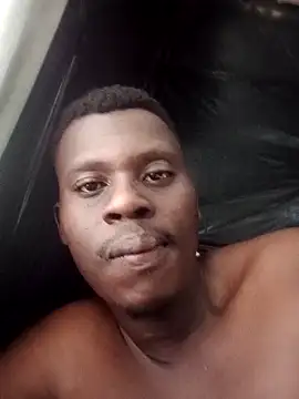 Snapshot of FANTASYROOM23 chatting on 04/06/26, 11:44 FANTASYROOM23 online show from 04/06/26, 11:44