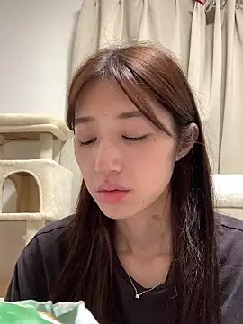 H Kirachan online show from 09/11/25, 02:44