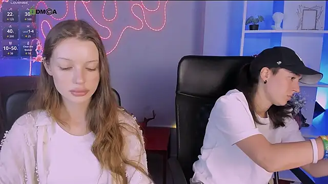 khloebeauty online show from 07/23/26, 12:14