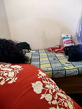 Snapshot of meenu_bhabhi547 chatting on 10/10/25, 04:22 meenu bhabhi547 online show from 10/10/25, 04:22