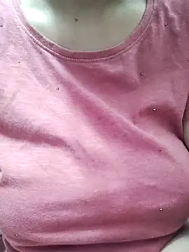 Snapshot of meenu_bhabhi547 chatting on 10/16/25, 01:50 meenu bhabhi547 online show from 10/16/25, 01:50