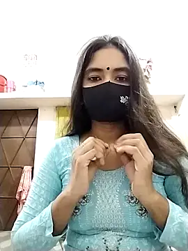 Snapshot of Puja-Rane chatting on 09/23/25, 04:43 Puja-Rane online show from 09/23/25, 04:43