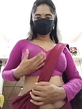 Puja-Rane online show from 06/11/26, 02:53