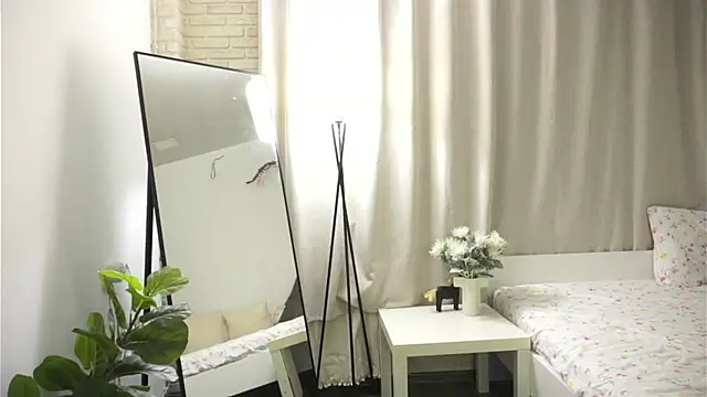 Anna Nicol online show from 10/01/25, 02:34