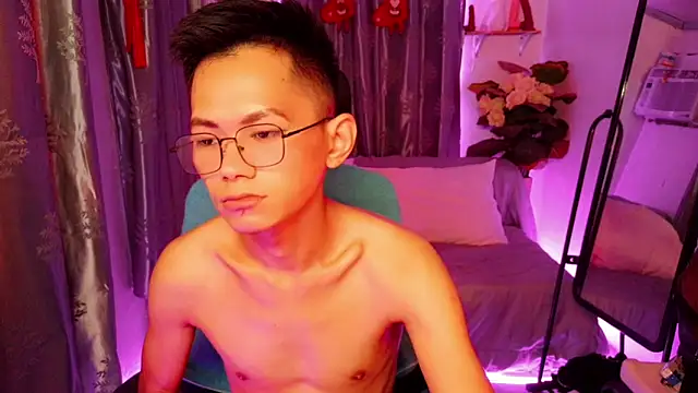 Skinny CumLoader69 online show from 12/01/25, 09:31