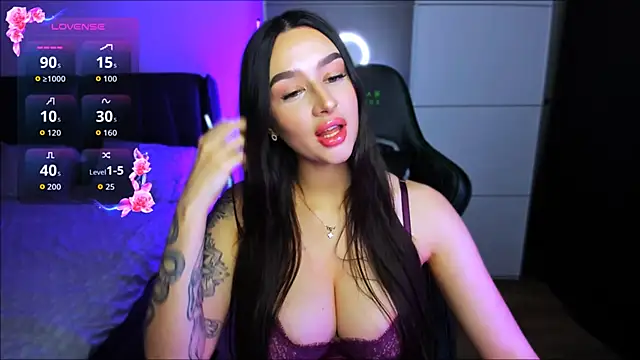 Snapshot of Veronica_Larsson chatting on 11/05/25, 08:53 Veronica Larsson online show from 11/05/25, 08:53