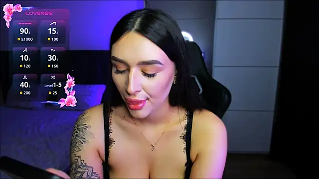 Snapshot of Veronica_Larsson chatting on 11/09/25, 09:02 Veronica Larsson online show from 11/09/25, 09:02