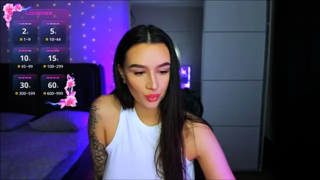 Snapshot of Veronica_Larsson chatting on 12/03/25, 09:02 Veronica Larsson online show from 12/03/25, 09:02