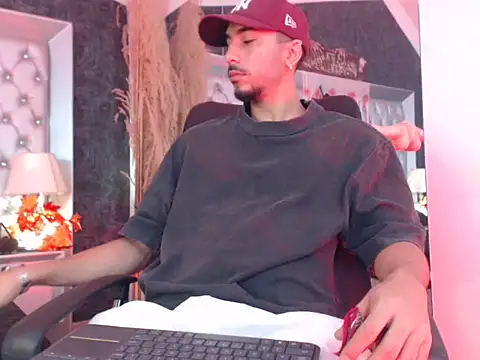 JhosuaCollins  online show from 10/18/25, 01:12