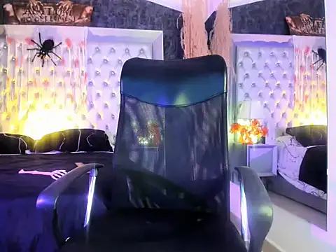 JhosuaCollins  online show from 10/25/25, 01:40