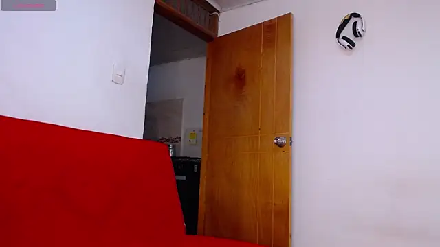 Snapshot of tommyblessd1 chatting on 11/19/25, 07:47 tommyblessd1 online show from 11/19/25, 07:47