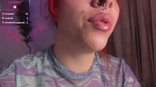 bri von dhara   online show from 11/08/25, 01:00