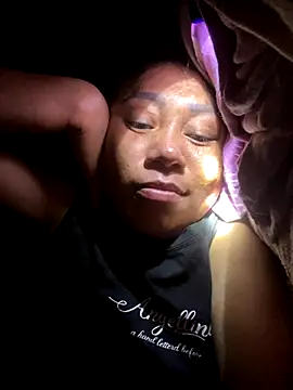 Snapshot of Dunmii chatting on 09/14/25, 01:54 Dunmii online show from 09/14/25, 01:54