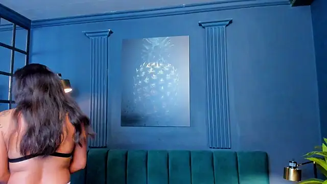 aliceandsia online show from 09/20/25, 02:56