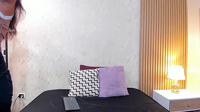 aliceandsia online show from 07/15/26, 08:03