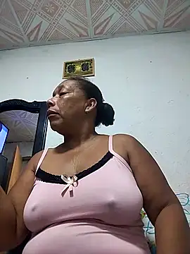 Snapshot of Naomi-Mature chatting on 09/19/25, 08:05 Naomi-Mature online show from 09/19/25, 08:05