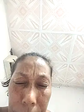 Snapshot of Naomi-Mature chatting on 09/25/25, 09:24 Naomi-Mature online show from 09/25/25, 09:24