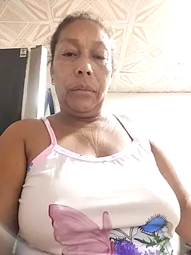 Snapshot of Naomi-Mature chatting on 10/04/25, 08:45 Naomi-Mature online show from 10/04/25, 08:45