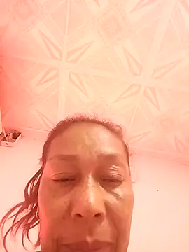 Snapshot of Naomi-Mature chatting on 10/12/25, 09:19 Naomi-Mature online show from 10/12/25, 09:19