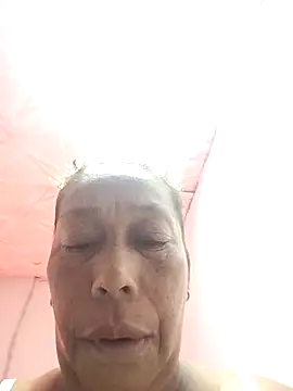 Snapshot of Naomi-Mature chatting on 10/18/25, 08:48 Naomi-Mature online show from 10/18/25, 08:48