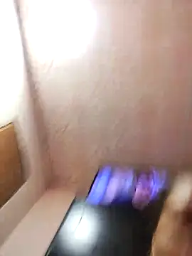 Snapshot of Naomi-Mature chatting on 11/06/25, 08:04 Naomi-Mature online show from 11/06/25, 08:04