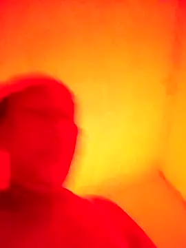 Snapshot of Naomi-Mature chatting on 11/16/25, 08:31 Naomi-Mature online show from 11/16/25, 08:31