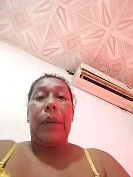 Snapshot of Naomi-Mature chatting on 11/25/25, 09:09 Naomi-Mature online show from 11/25/25, 09:09