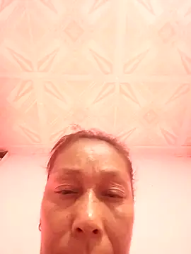 Snapshot of Naomi-Mature chatting on 11/28/25, 06:21 Naomi-Mature online show from 11/28/25, 06:21