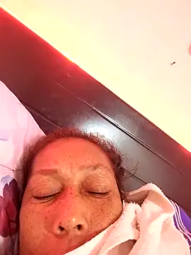 Snapshot of Naomi-Mature chatting on 11/29/25, 08:28 Naomi-Mature online show from 11/29/25, 08:28