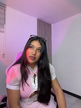 SharaRous online show from 06/17/26, 12:57