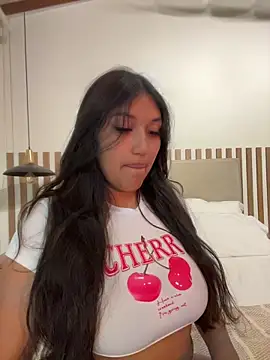 SharaRous online show from 07/22/26, 10:23