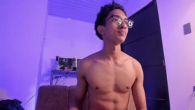 Snapshot of Cj_davis_ chatting on 11/03/25, 06:47 Cj davis online show from 11/03/25, 06:47