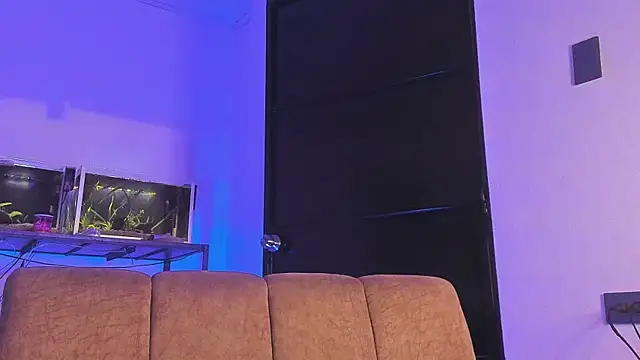 Snapshot of Cj_davis_ chatting on 11/10/25, 04:44 Cj davis online show from 11/10/25, 04:44