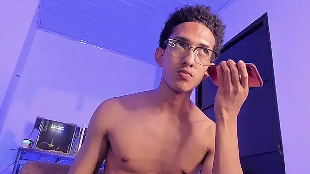 Snapshot of Cj_davis_ chatting on 11/23/25, 12:54 Cj davis online show from 11/23/25, 12:54