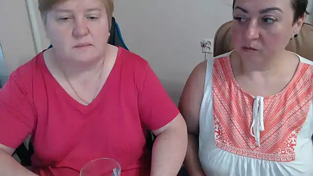 Snapshot of Bertie_Adeline chatting on 11/03/25, 02:40 Bertie Adeline online show from 11/03/25, 02:40