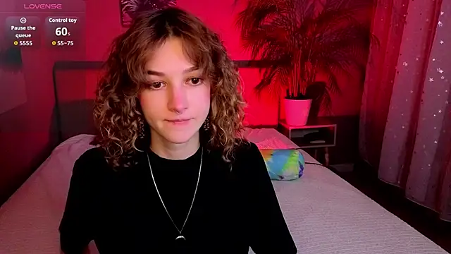   grace   online show from 10/09/25, 10:24