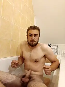 Snapshot of Aymeric35000 chatting on 10/29/25, 05:14 Aymeric35000 online show from 10/29/25, 05:14