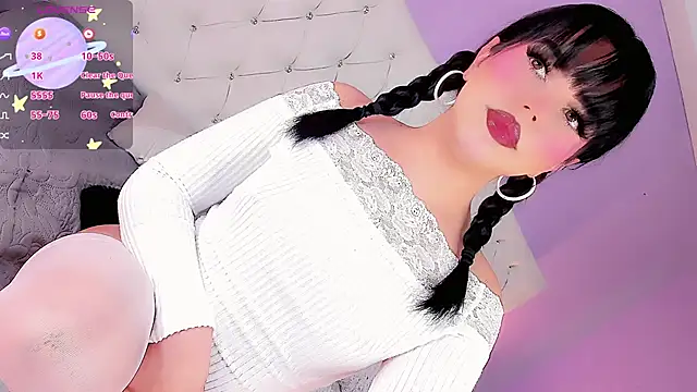 DaniielaV online show from 11/28/25, 02:09