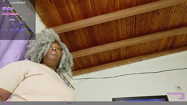 ebony NeighborMoans online show from 07/05/26, 02:29