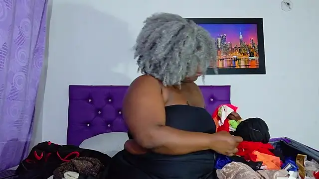 ebony NeighborMoans online show from 07/29/26, 03:15