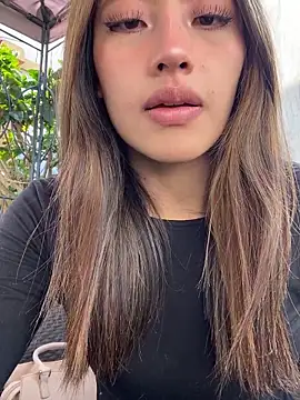 KloePink  online show from 12/01/25, 01:38