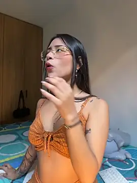 CatadeLuca online show from 06/16/26, 03:58