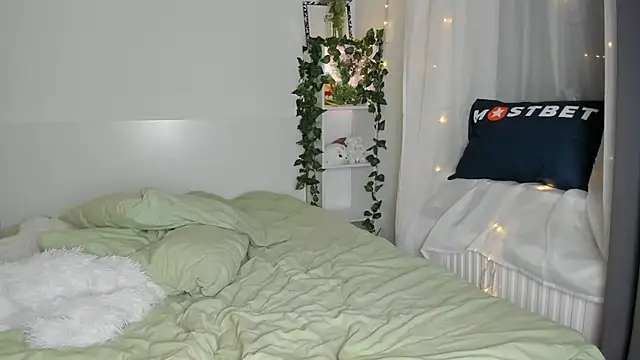 Snapshot of lilkimch chatting on 02/12/26, 07:03 lilkimch online show from 02/12/26, 07:03