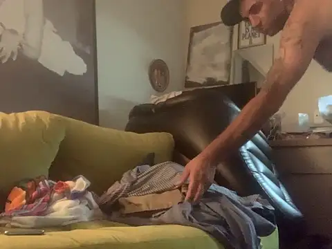 Hothotboyg online show from 09/12/25, 03:06