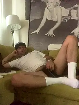 Hothotboyg online show from 10/10/25, 05:34